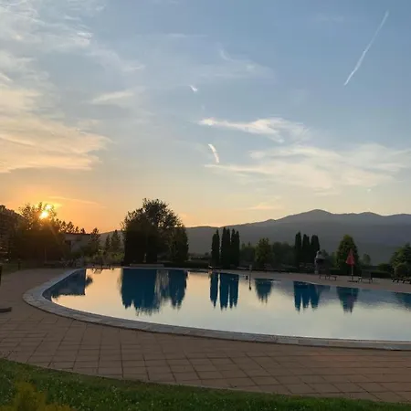 דירה Aspen Heights 4 Bed *